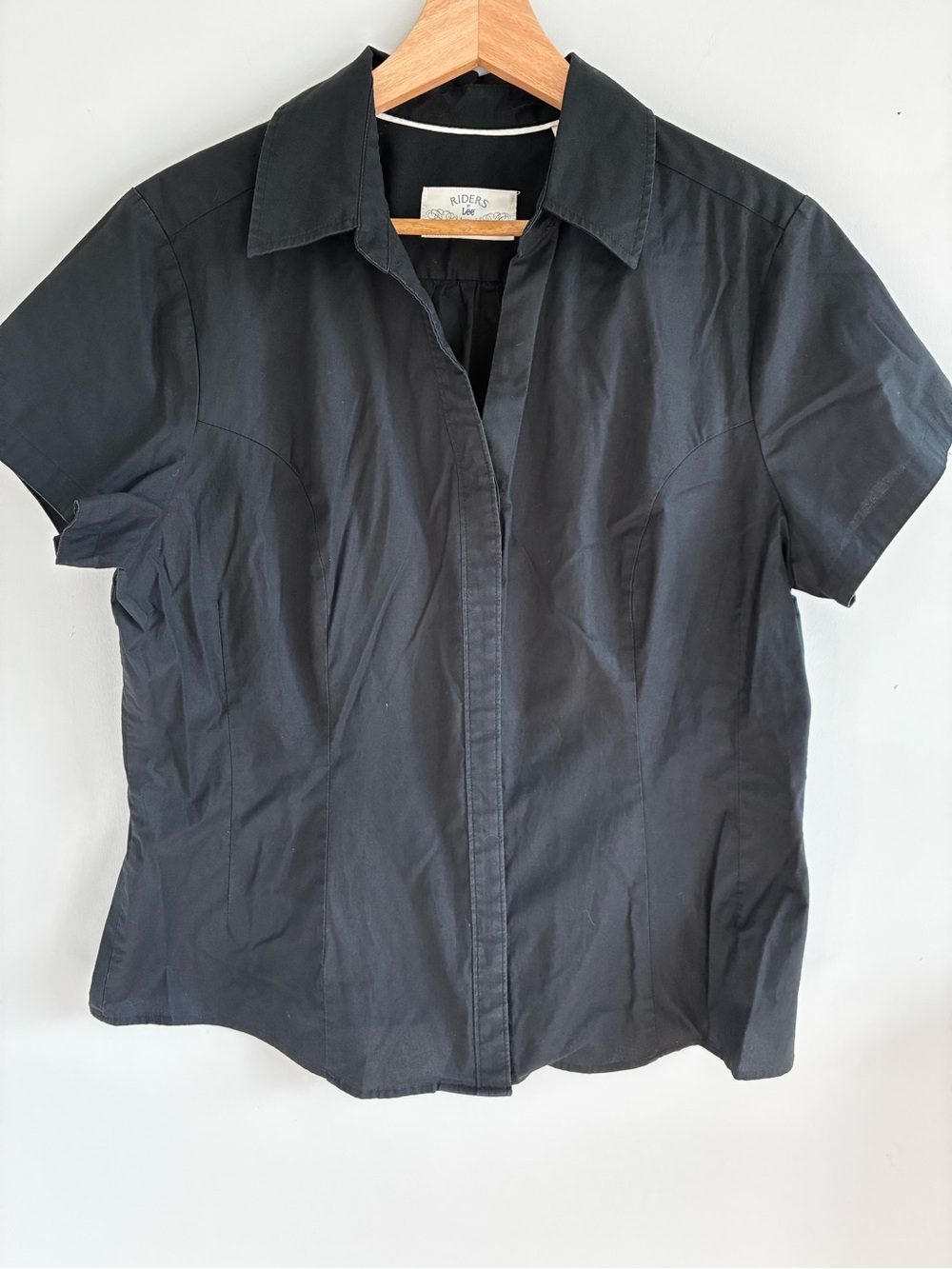 Riders by Lee Instant Slim Shirt Women L Black Solid Short Sleeve Button Up Top